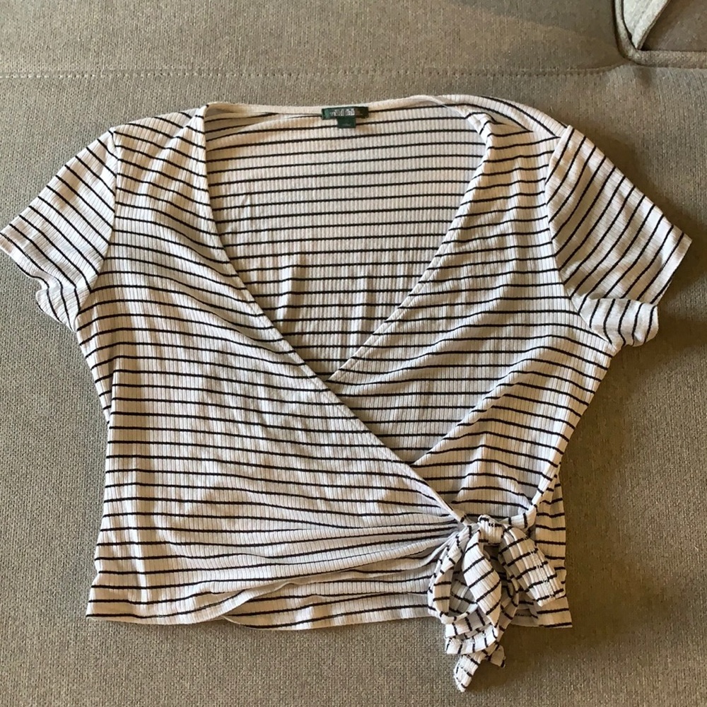 Cropped wrap top